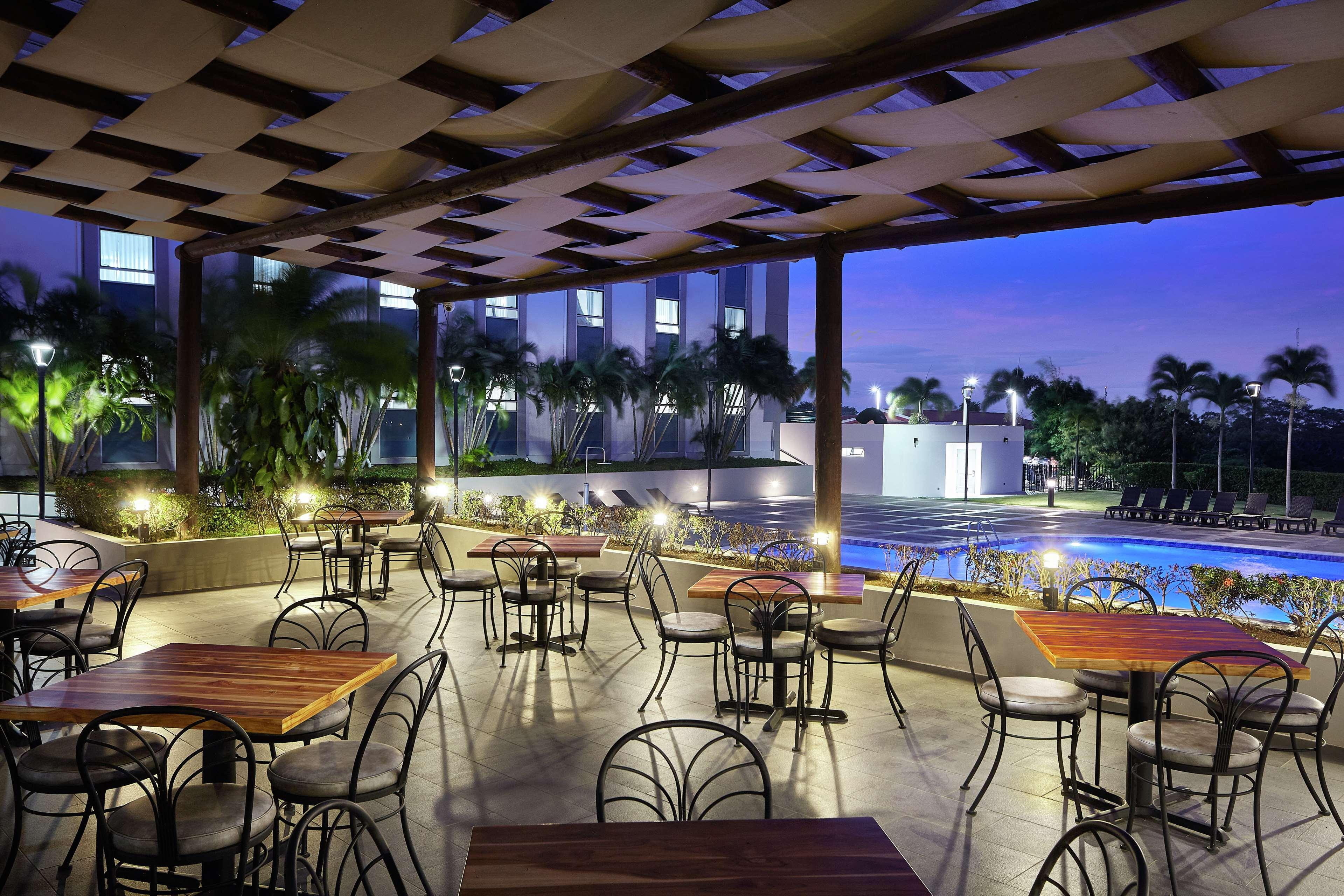 Hilton Doubletree By Hilton Managua Hotel Exterior photo