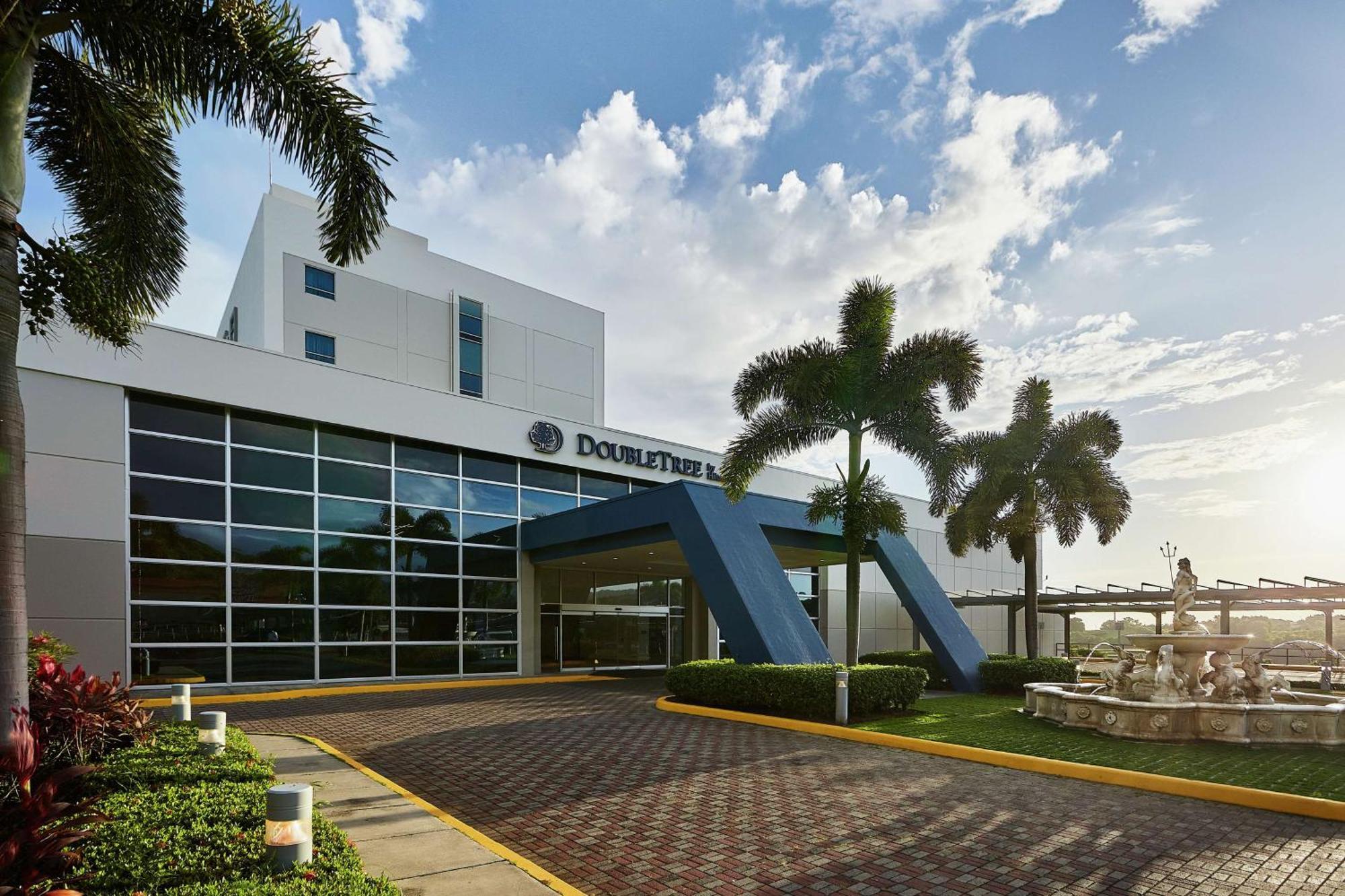 Hilton Doubletree By Hilton Managua Hotel Exterior photo