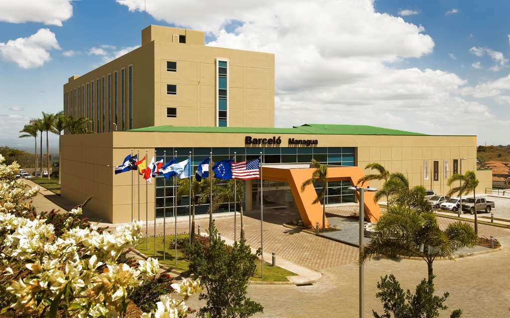 Hilton Doubletree By Hilton Managua Hotel Exterior photo